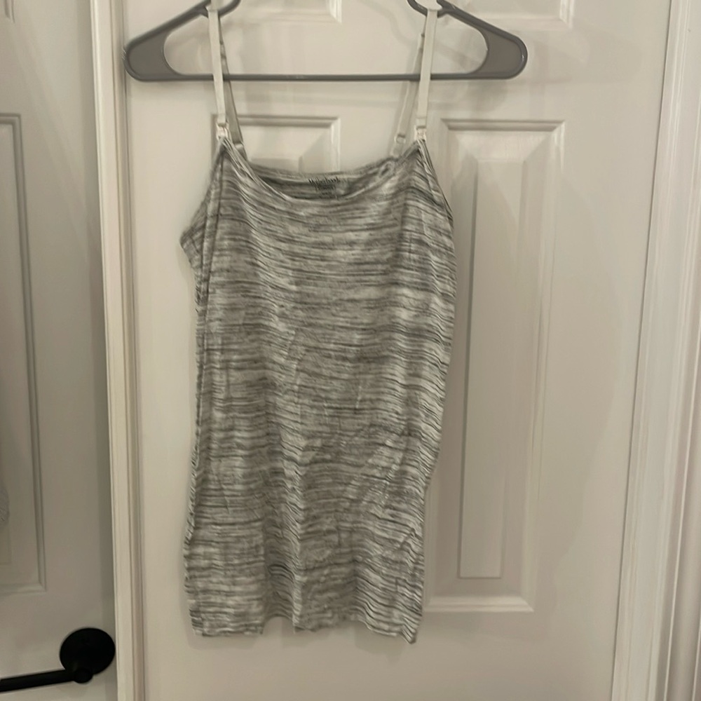 Nursing tank
